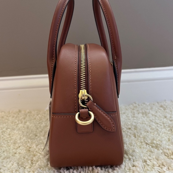 Coach Borough Bowling Bag in 1941 Saddle - Picture 5 of 16